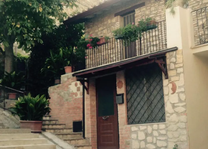 Etruscan Perugia * Pianello (Umbria)